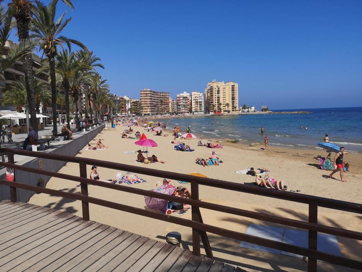 Del Mar 1 Deluxe Apartment Torrevieja Centrum Esterno foto